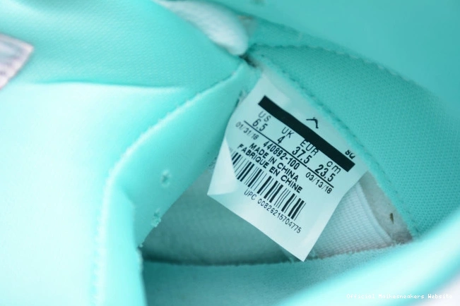 Official Maikesneakers 440892-100 Light Air GS 5 Aqua Jordan 0803